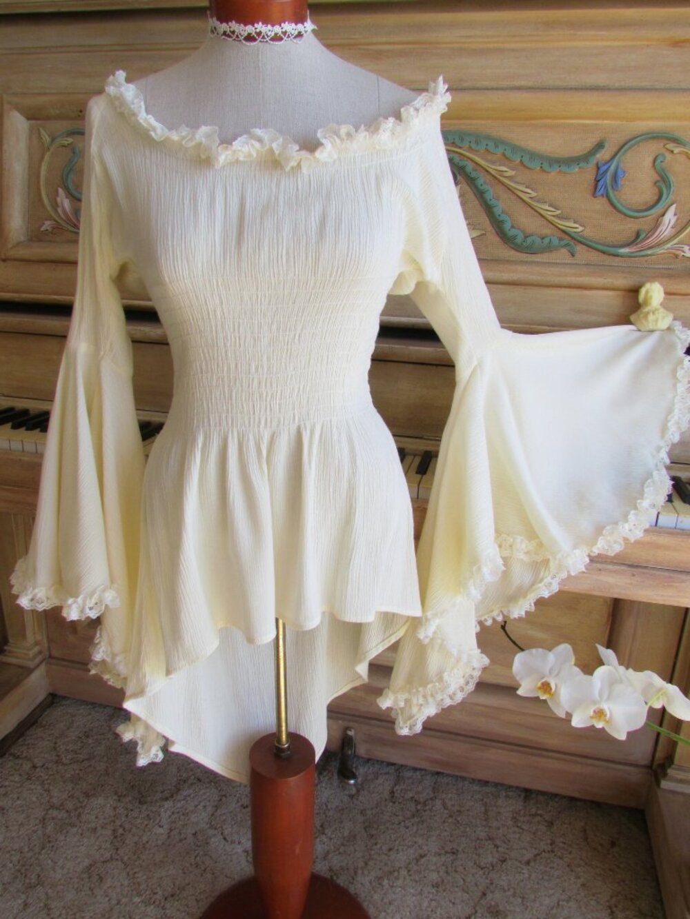 MEDIEVAL DANCE TUNIC, HUGE SLEEVES, ROMANTIC w LACE, SHIRRED TORSO, ASYMMETRICAL